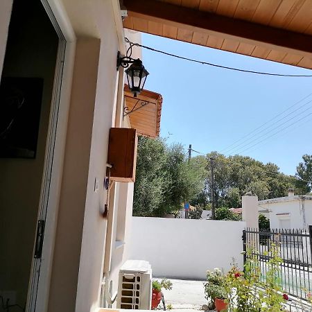 カリヴェス Lemon Tree Houseヴィラ エクステリア 写真